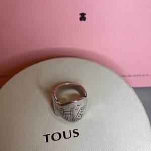 Tous guitar silver ring size 7-8